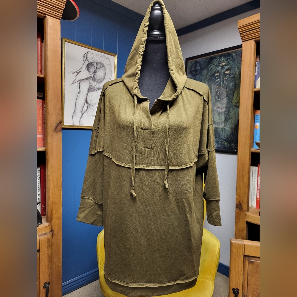 Cato Thin Hoodie Shirt Size L